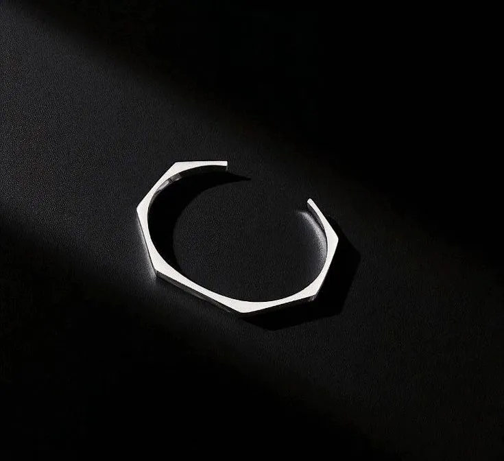 Plain shiny solid curf Kara